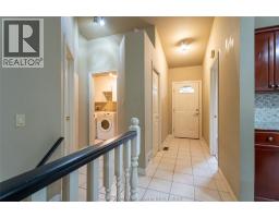 8 MCINTOSH AVENUE - 21