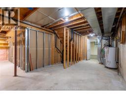 8 MCINTOSH AVENUE - 38