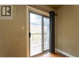 8 MCINTOSH AVENUE - 39