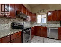 8 MCINTOSH AVENUE - 9