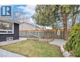 5 Phyllis AVENUE - 35