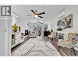 5 Phyllis AVENUE - 6