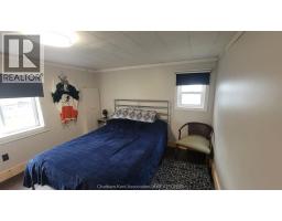 252 Queen STREET - 6