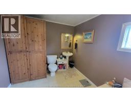 252 Queen STREET - 9