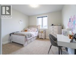 9 HENSON STREET - 10