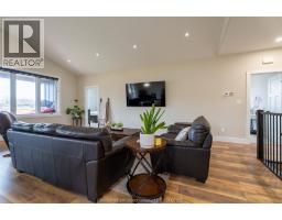 9 HENSON STREET - 34