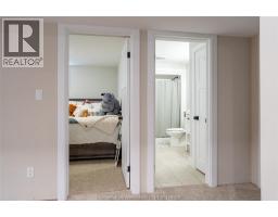 9 HENSON STREET - 36