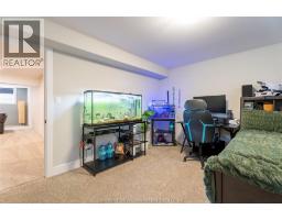 9 HENSON STREET - 39