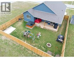 9 HENSON STREET - 45