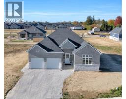 172 Rosewood CRESCENT - 44