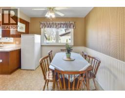 56 Ford CRESCENT - 14