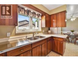 56 Ford CRESCENT - 23