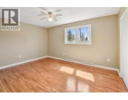 56 Ford CRESCENT - 29