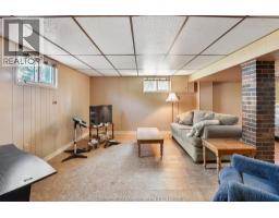 56 Ford CRESCENT - 32