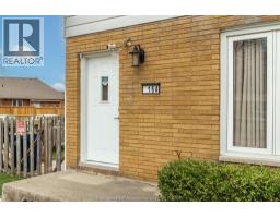 164 Timmins CRESCENT - 3