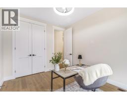 119 BLOOMINGTON WAY - 32