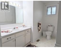 56 WILLOWDALE PLACE - 15