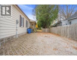 26 BEDFORD STREET - 6