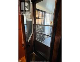 7 James COURT - 19