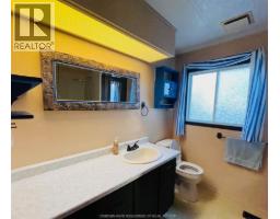 7 James COURT - 27