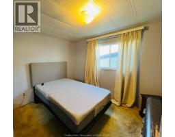 7 James COURT - 32