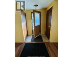 7 James COURT - 5