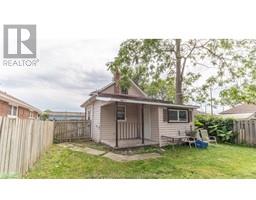 53 Spencer AVENUE - 16