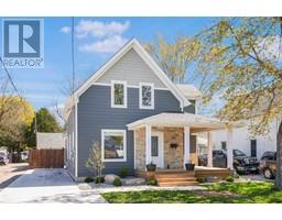 105 Van Allen Avenue, MLS 25010757