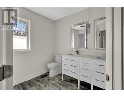 30 Crerar DRIVE - 43