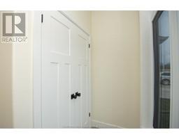 51 DEMALL DRIVE - 4