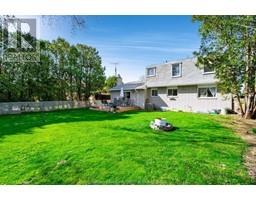 33 Sioux DRIVE - 40
