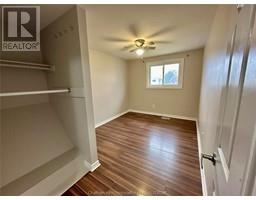 71 BLYTHEWOOD CRESCENT - 13