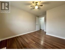 71 BLYTHEWOOD CRESCENT - 14