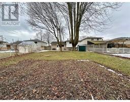71 BLYTHEWOOD CRESCENT - 32