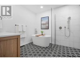 21945 COMMUNICATION ROAD - 23