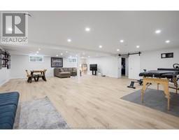 21945 COMMUNICATION ROAD - 32