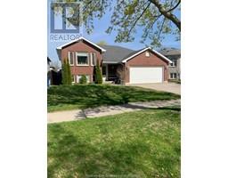 67 WINDFIELD CRESCENT - 2