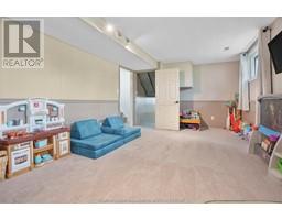 88 WHIPPOORWILL CRESCENT - 27