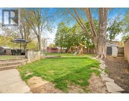 88 WHIPPOORWILL CRESCENT - 32