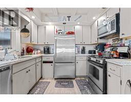 237 Chatham STREET North - 13