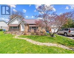 237 Chatham STREET North - 2