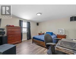 237 Chatham STREET North - 26