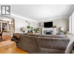 237 Chatham STREET North - 7