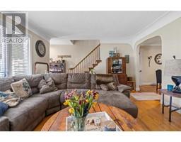 237 Chatham STREET North - 8