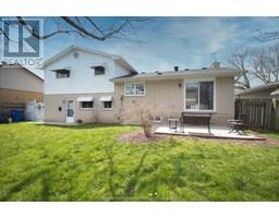 39 Wyandott STREET - 3