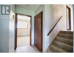 39 Wyandott STREET - 30