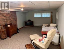 10 Freda STREET - 27
