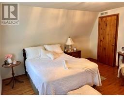 10 Freda STREET - 32