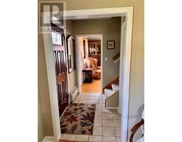 10 Freda STREET - 42