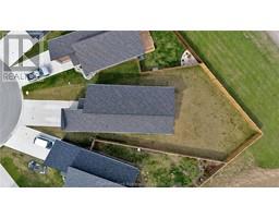 62 MOONSTONE CRESCENT - 38